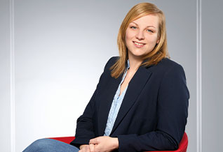 Contact Portrait Employé Britta Bernshausen